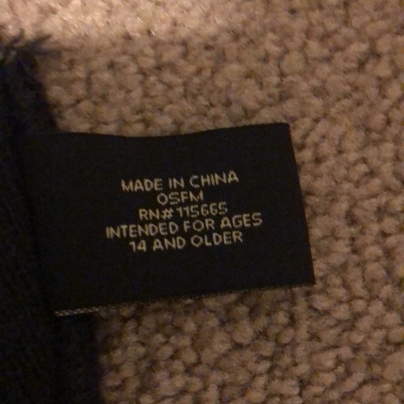 AC/DC Black Logo Beanie - Picture 5 of 7